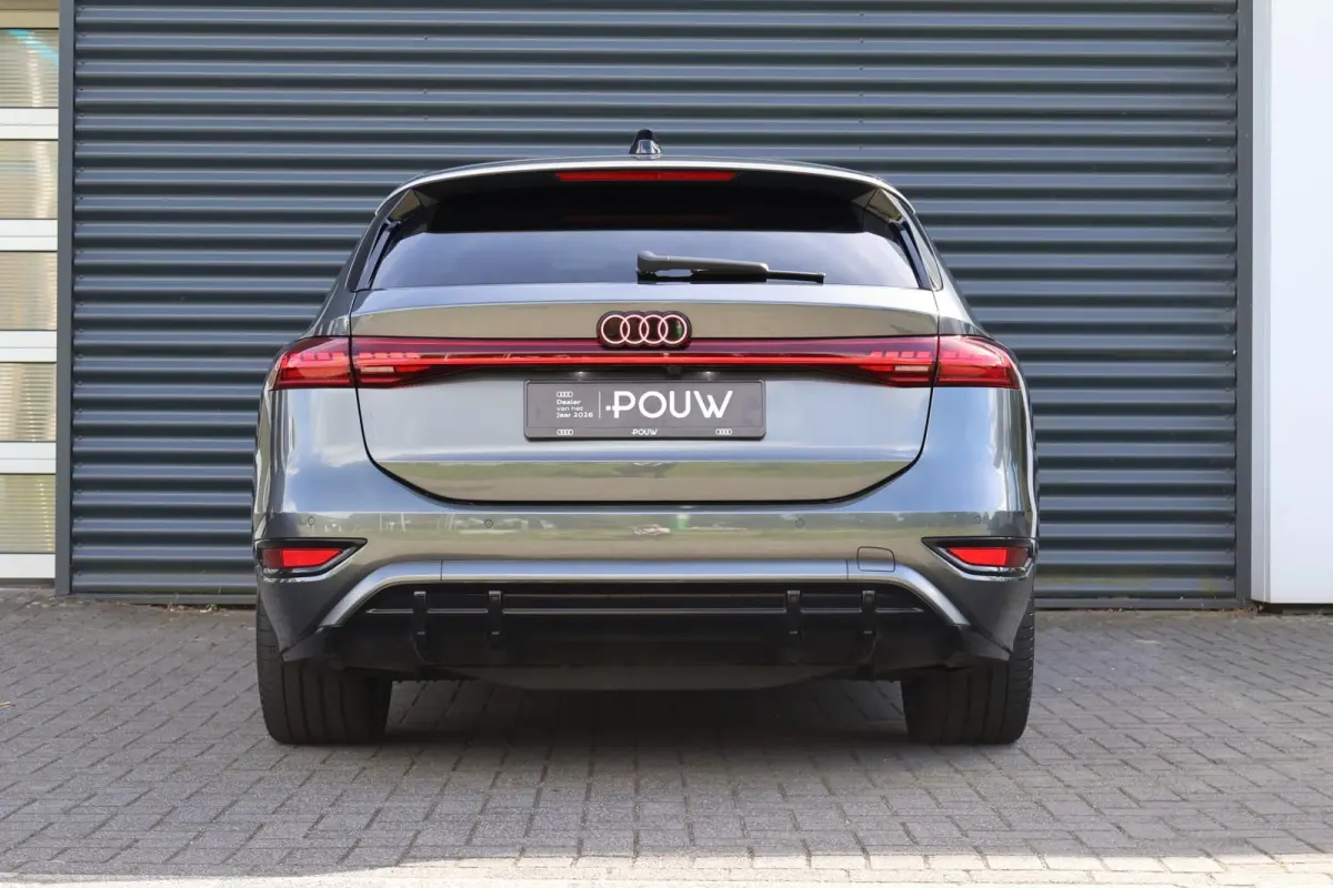286pk S edition 83 kWh | Trekhaak | Winterpakket | Bijrijdersdisplay | Adaptive Cruise Stop&Go | Rondomzicht Camera | Elektr. Stoelen+Memory