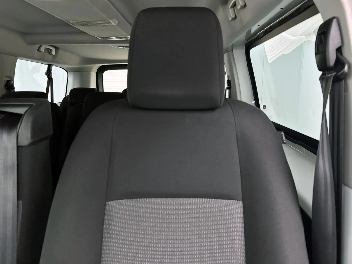1.5 CDTI L3H1 9persoons PERSONENBUS Prijs is incl. BTW/BPM Navigatie Apple Carplay/ Android Auto Airco Cruise control Radio Parkeersensoren