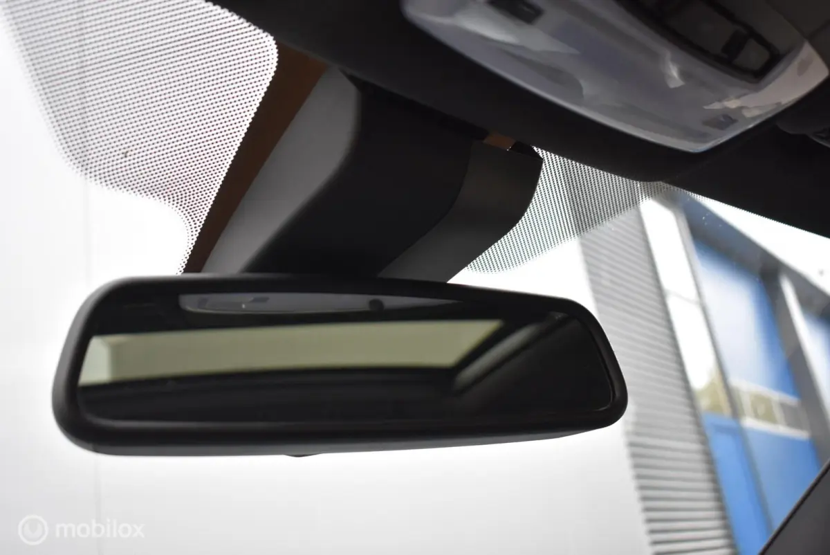 335i xDrive High Executive Panorama HUD Dodehoek ACC Keyless