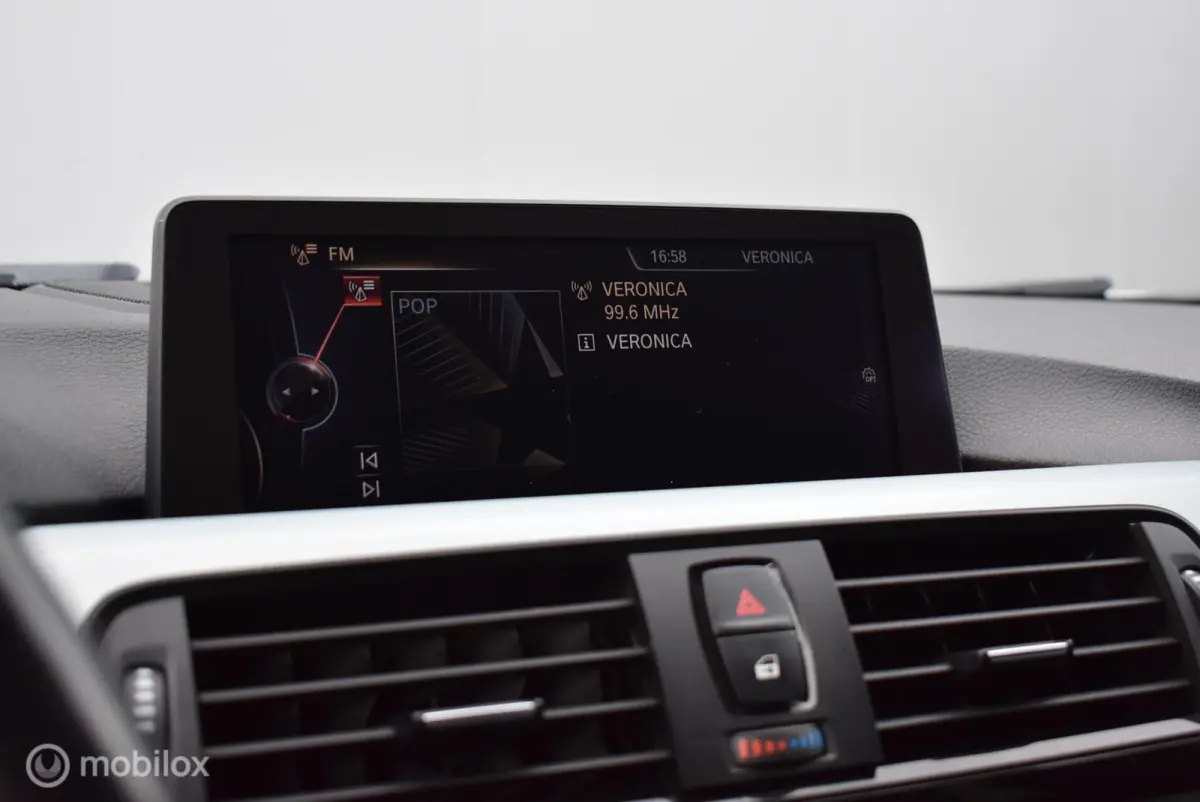 335i xDrive High Executive Panorama HUD Dodehoek ACC Keyless