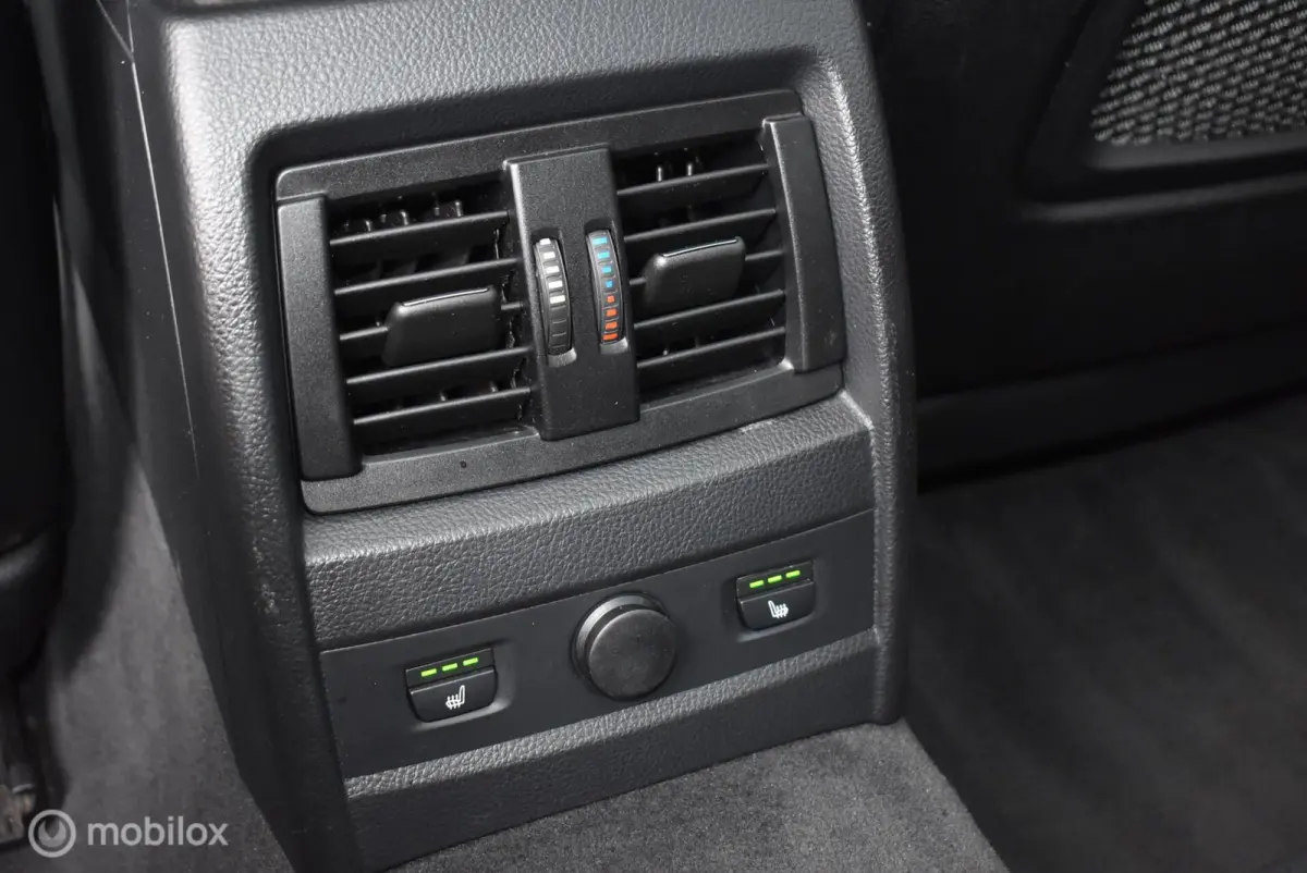 335i xDrive High Executive Panorama HUD Dodehoek ACC Keyless