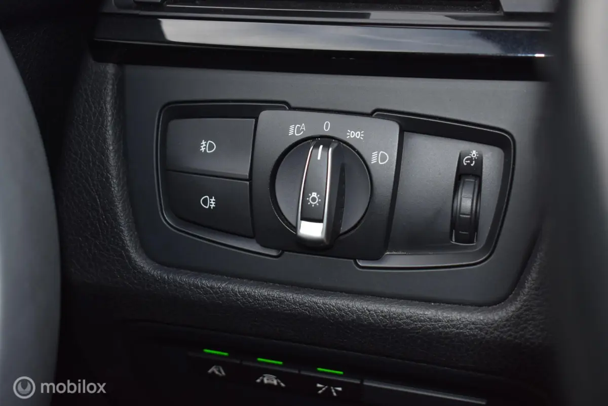 335i xDrive High Executive Panorama HUD Dodehoek ACC Keyless