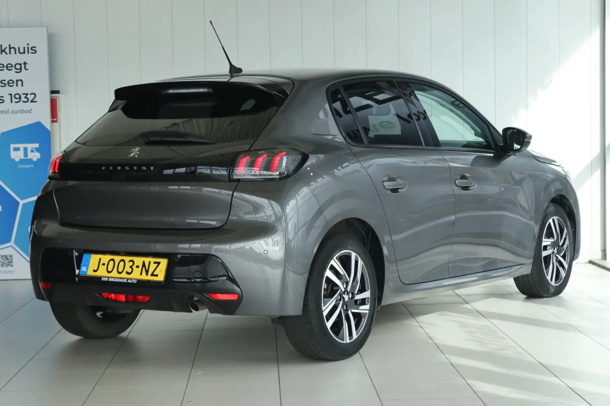 1.2 Turbo Allure | Cruise Control |  Camera | Carplay | Navi | i-Cockpit | LED | Lichtmetaal | Climate