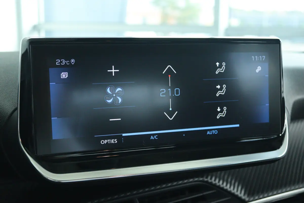1.2 Turbo Allure | Cruise Control |  Camera | Carplay | Navi | i-Cockpit | LED | Lichtmetaal | Climate