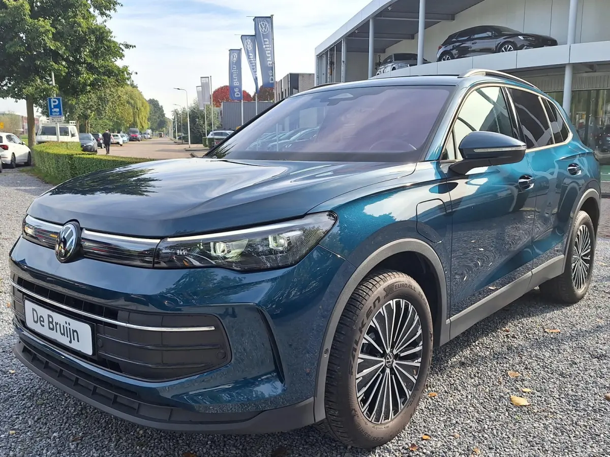 1.5 eHybrid Life Edition (Trekhaak,Camera,Navi)