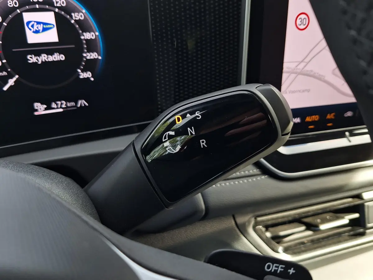 1.5 eHybrid Life Edition (Trekhaak,Camera,Navi)
