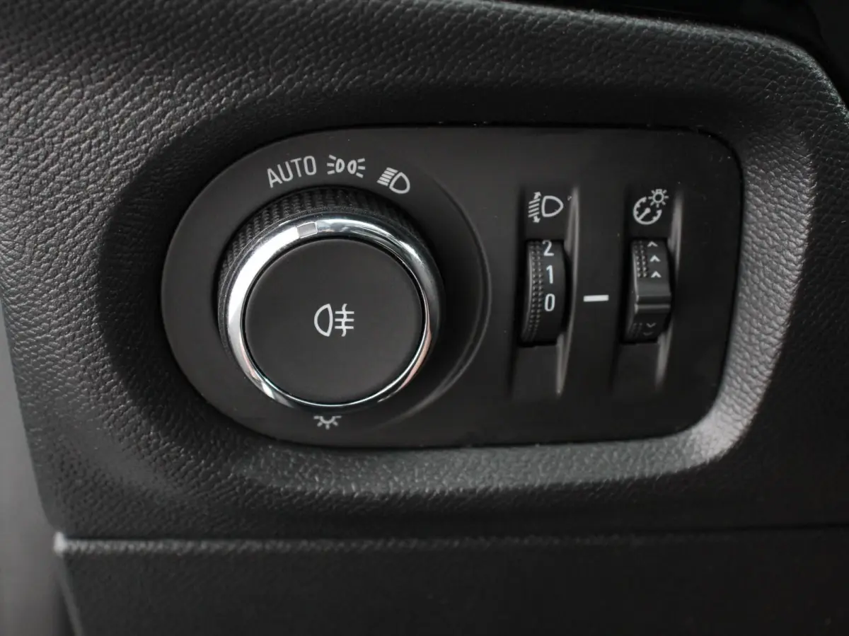1.2 Edition Navigatie Apple Carplay/Android Auto Airco Camera Parkeer sensoren Cruise Control Lichtmetalen Velgen