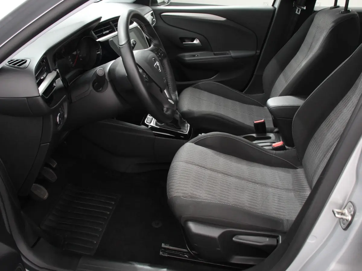 1.2 Edition Navigatie Apple Carplay/Android Auto Airco Camera Parkeer sensoren Cruise Control Lichtmetalen Velgen