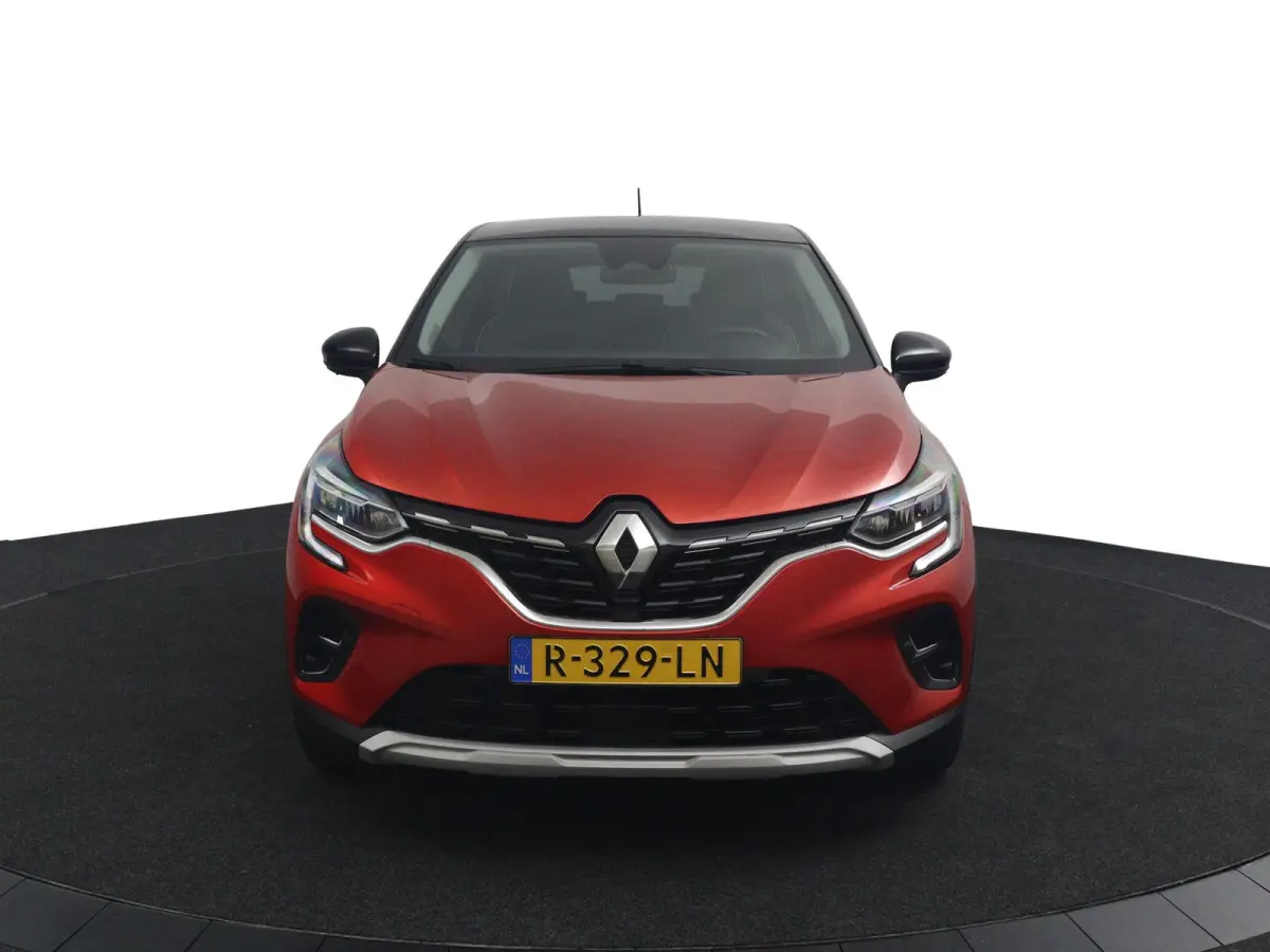 E-TECH plug-in hybrid 160 Intens | Parkeercamera | Navigatie |