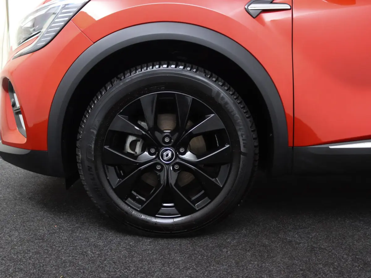 E-TECH plug-in hybrid 160 Intens | Parkeercamera | Navigatie |