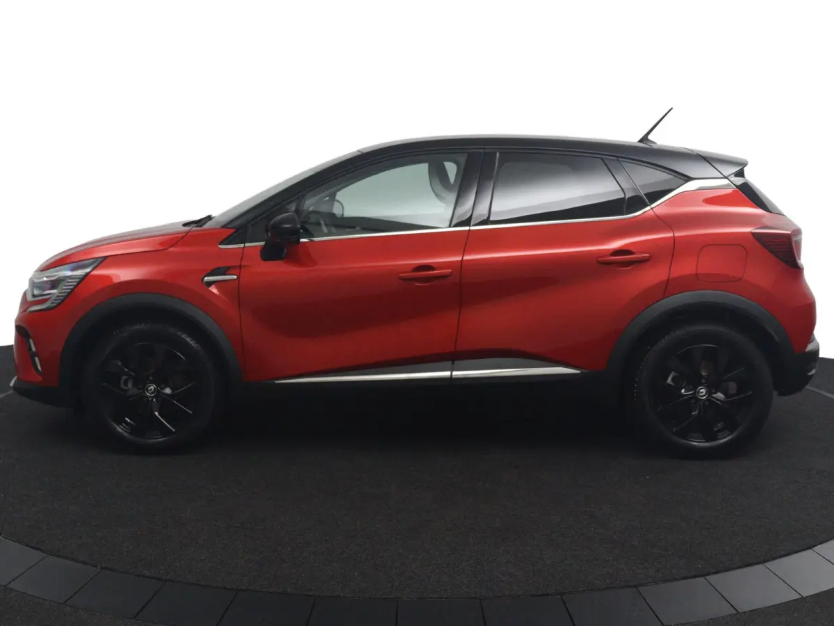 E-TECH plug-in hybrid 160 Intens | Parkeercamera | Navigatie |