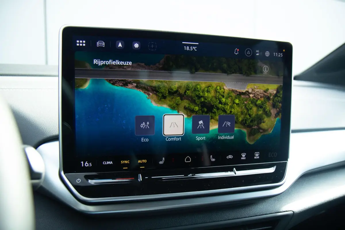 286pk Pro Limited Edition 77 kWh | Trekhaak | Apple Carplay/Android Auto