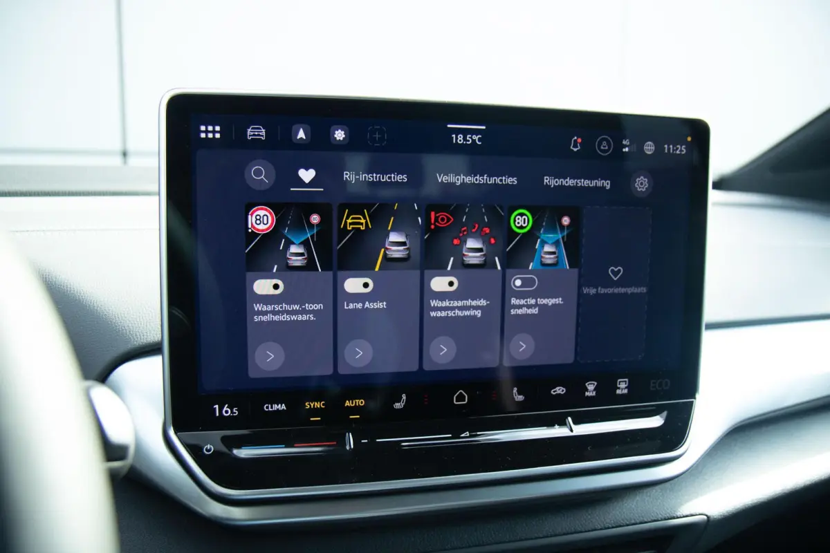 286pk Pro Limited Edition 77 kWh | Trekhaak | Apple Carplay/Android Auto