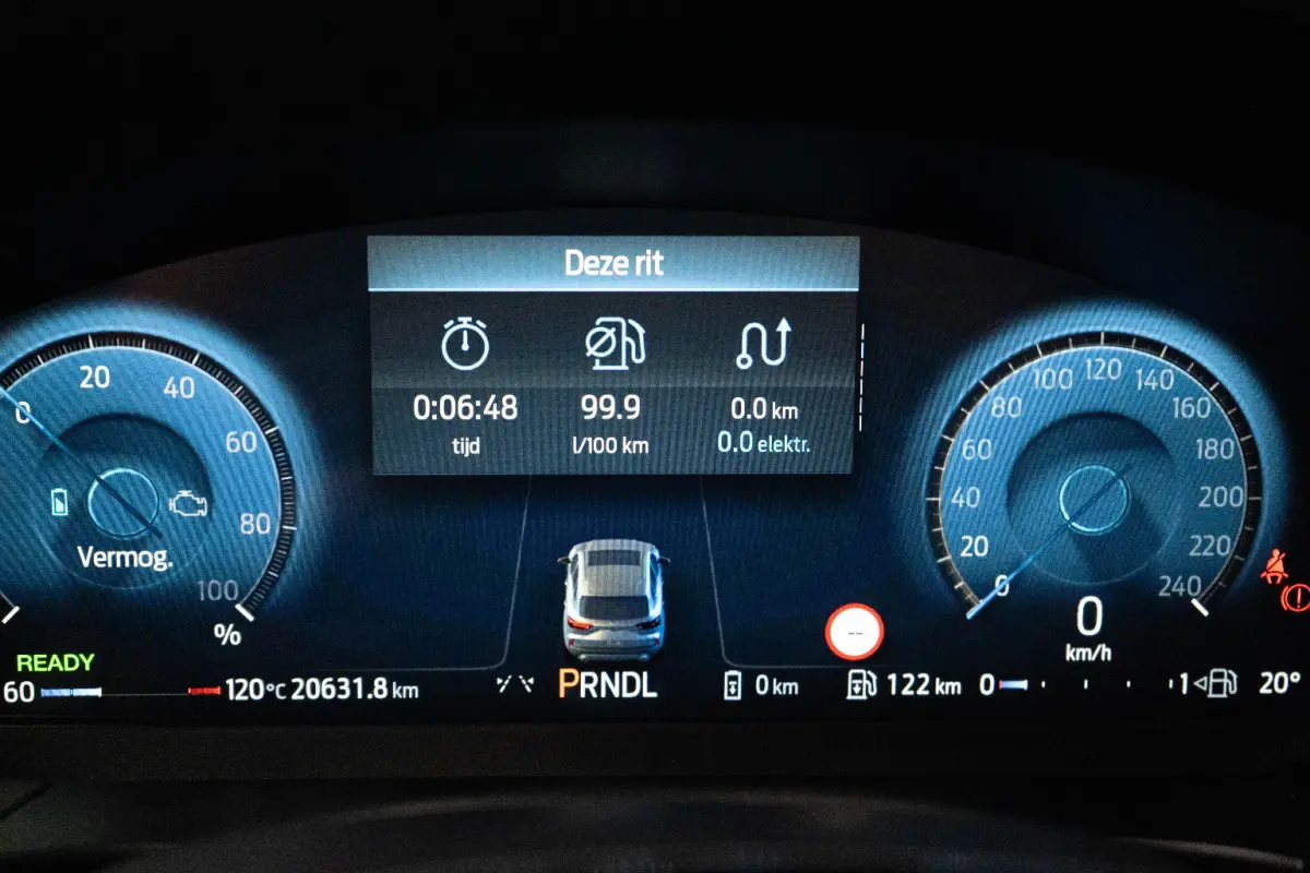 2.5 PHEV Titanium | Trekhaak | Cruise Control | Camera | Apple Carplay | Navigatie