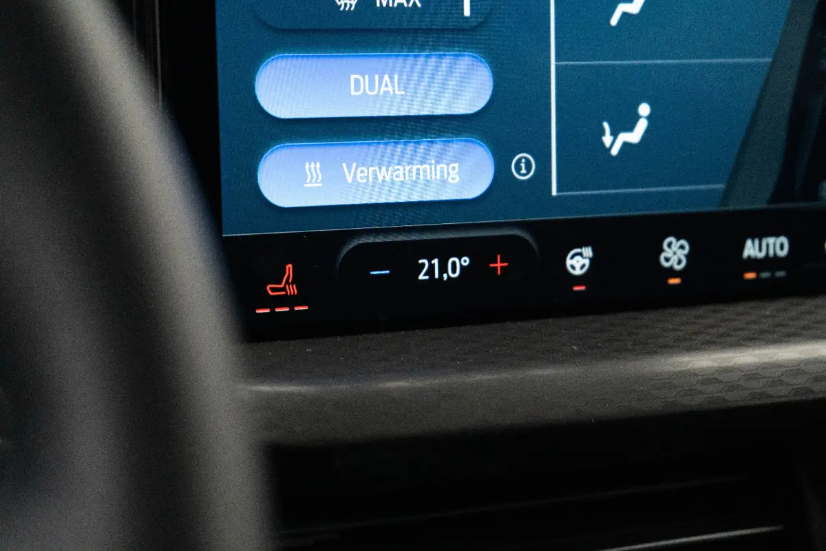 2.5 PHEV Titanium | Trekhaak | Cruise Control | Camera | Apple Carplay | Navigatie