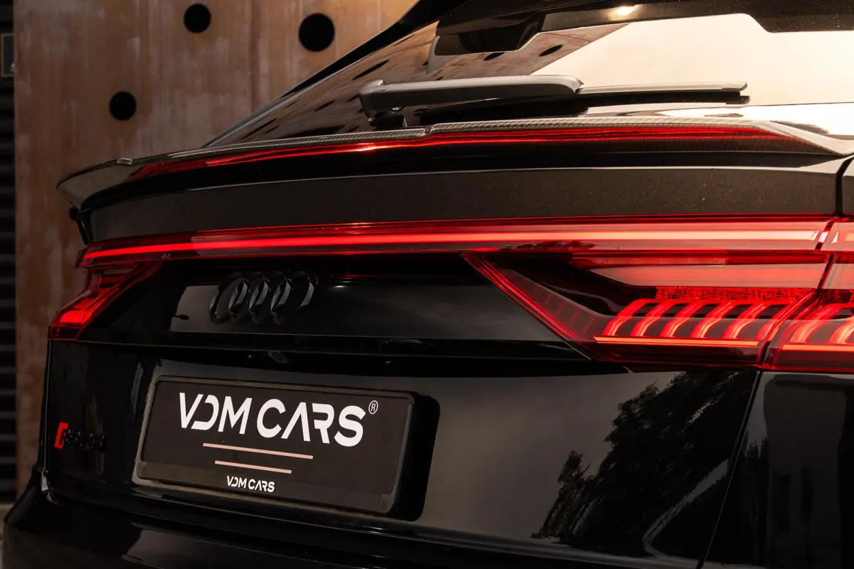 4.0 TFSI RS Q8 quattro | URBAN | Carbon | Dynamic Plus | Keramisch | Assist | Panorama | B&O |