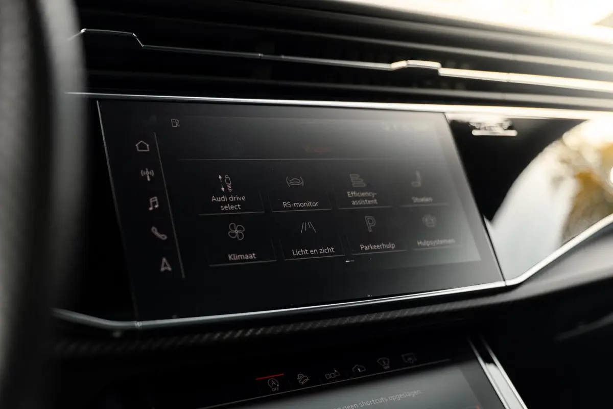 4.0 TFSI RS Q8 quattro | URBAN | Carbon | Dynamic Plus | Keramisch | Assist | Panorama | B&O |