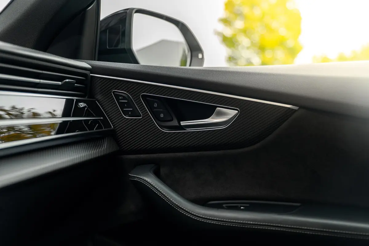 4.0 TFSI RS Q8 quattro | URBAN | Carbon | Dynamic Plus | Keramisch | Assist | Panorama | B&O |