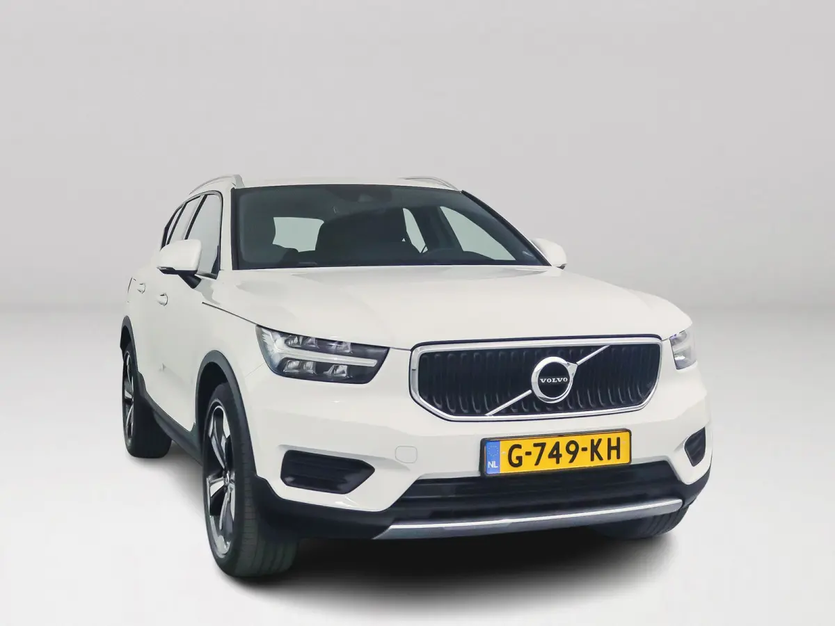 T3 Momentum Pro | Park assist | Stoelverwarming | Volvo On-call