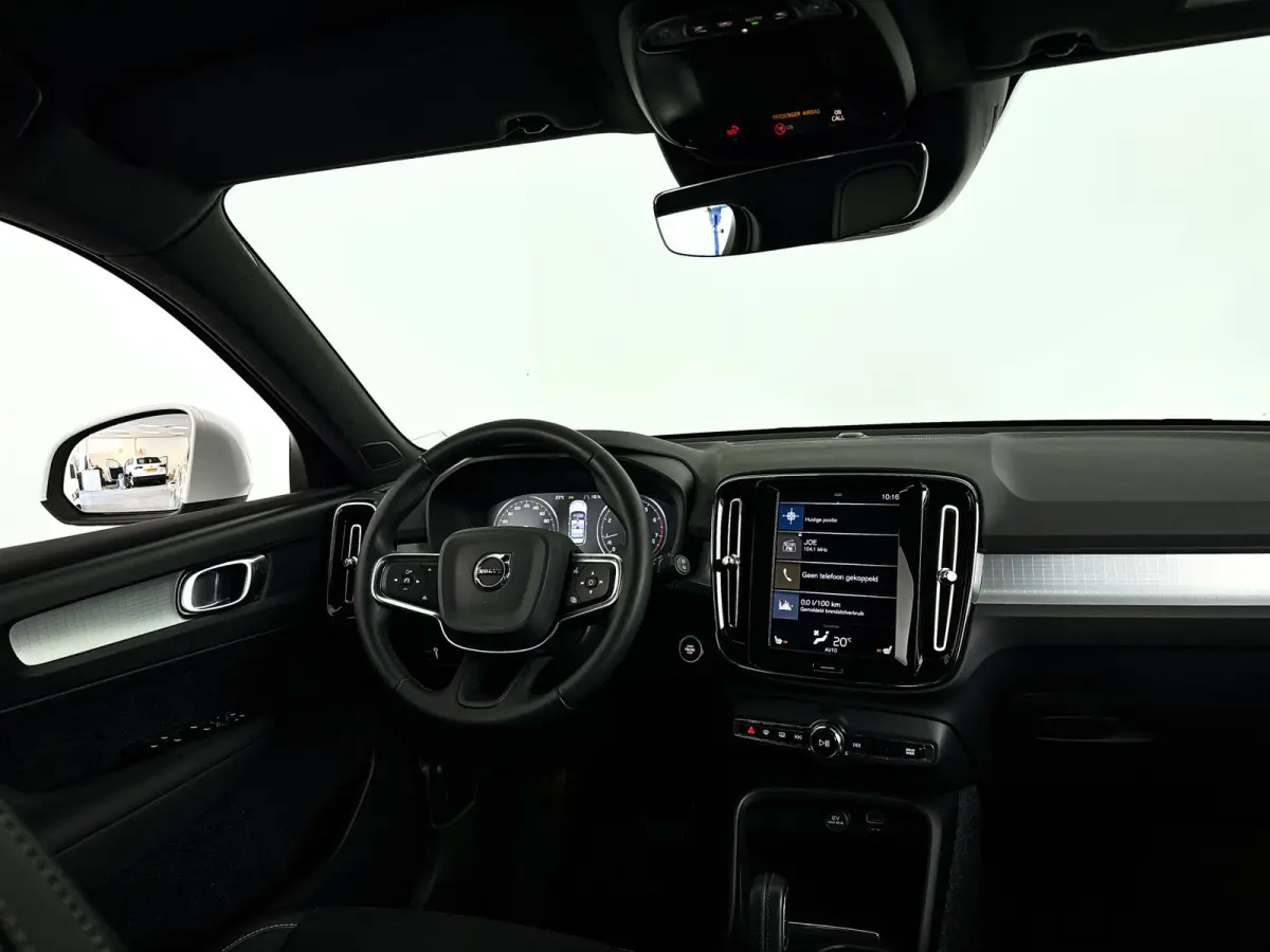 T3 Momentum Pro | Park assist | Stoelverwarming | Volvo On-call