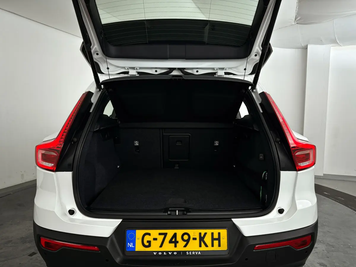 T3 Momentum Pro | Park assist | Stoelverwarming | Volvo On-call