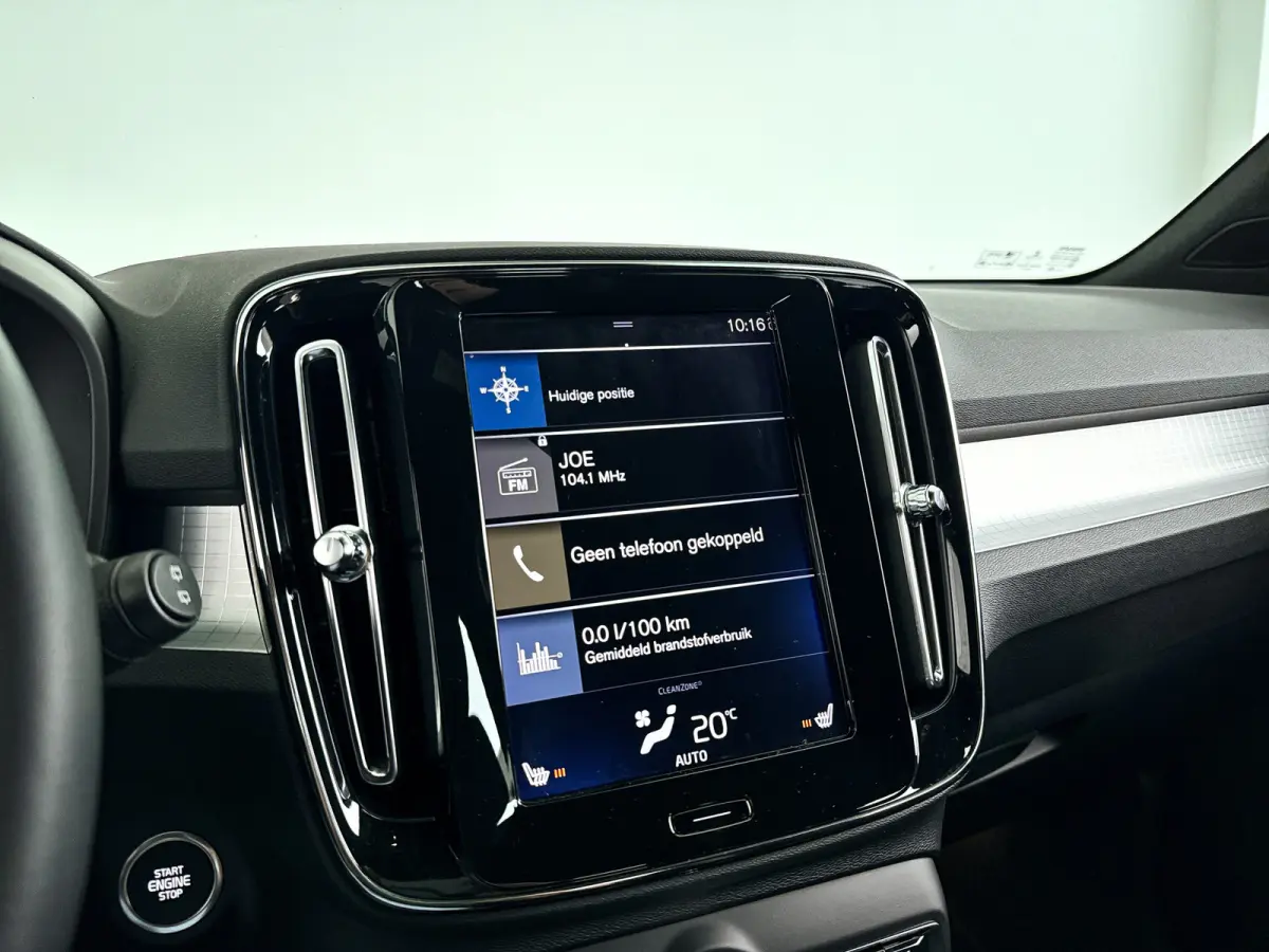 T3 Momentum Pro | Park assist | Stoelverwarming | Volvo On-call