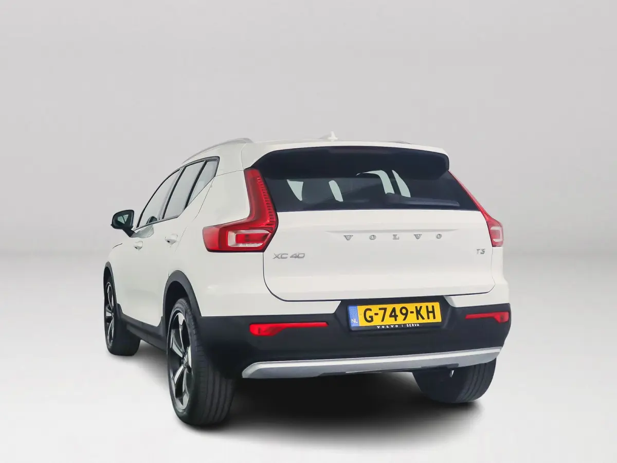 T3 Momentum Pro | Park assist | Stoelverwarming | Volvo On-call