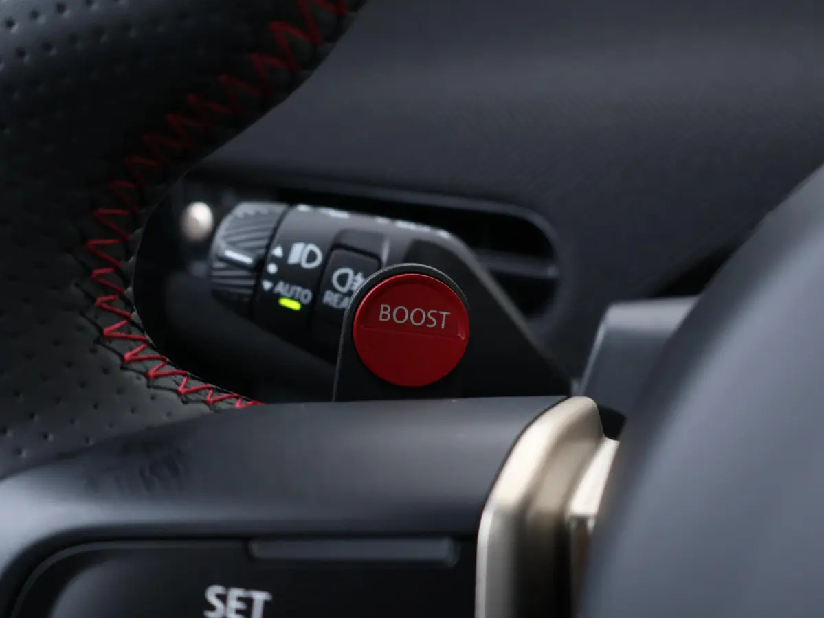 JCW John Cooper Works XL 54.2 kWh | Comforttoegang | Panoramadak | Elektr. Stoelen | Harman Kardon | Head-Up | Driving Assistant Plus | 18"LM |