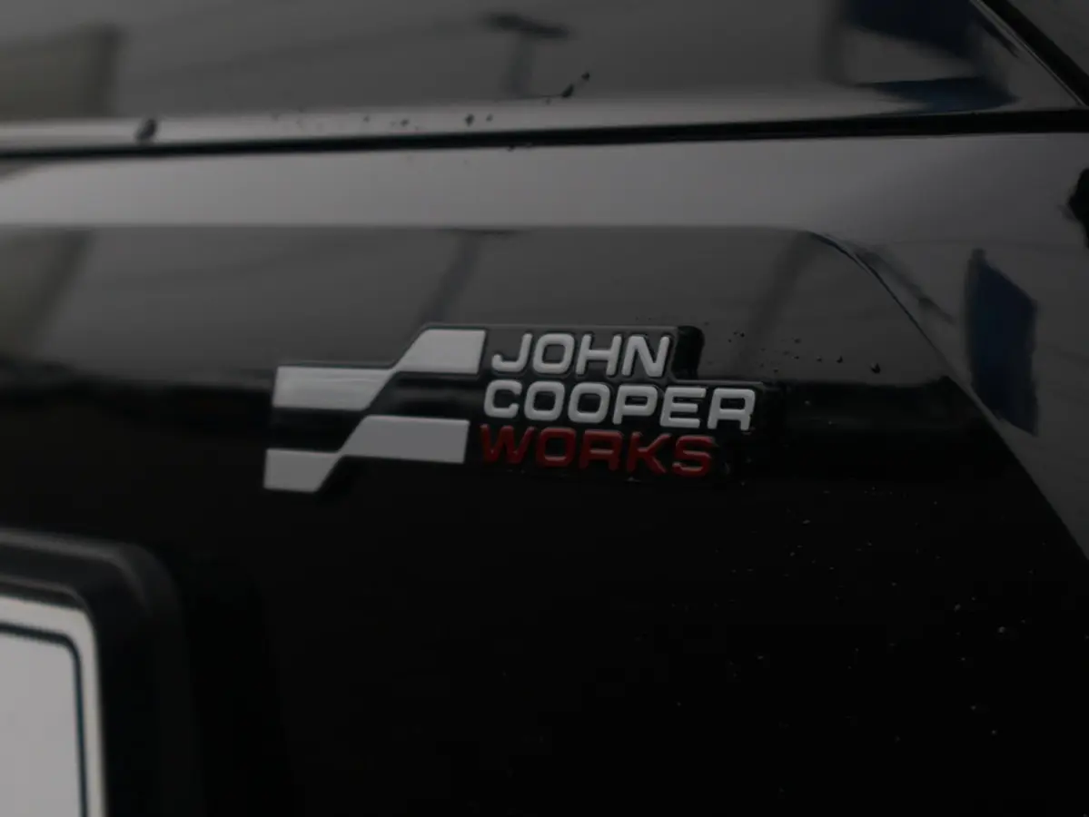 JCW John Cooper Works XL 54.2 kWh | Comforttoegang | Panoramadak | Elektr. Stoelen | Harman Kardon | Head-Up | Driving Assistant Plus | 18"LM |