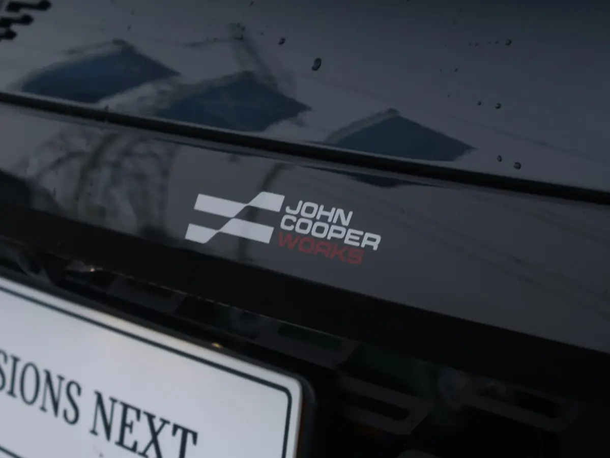 JCW John Cooper Works XL 54.2 kWh | Comforttoegang | Panoramadak | Elektr. Stoelen | Harman Kardon | Head-Up | Driving Assistant Plus | 18"LM |