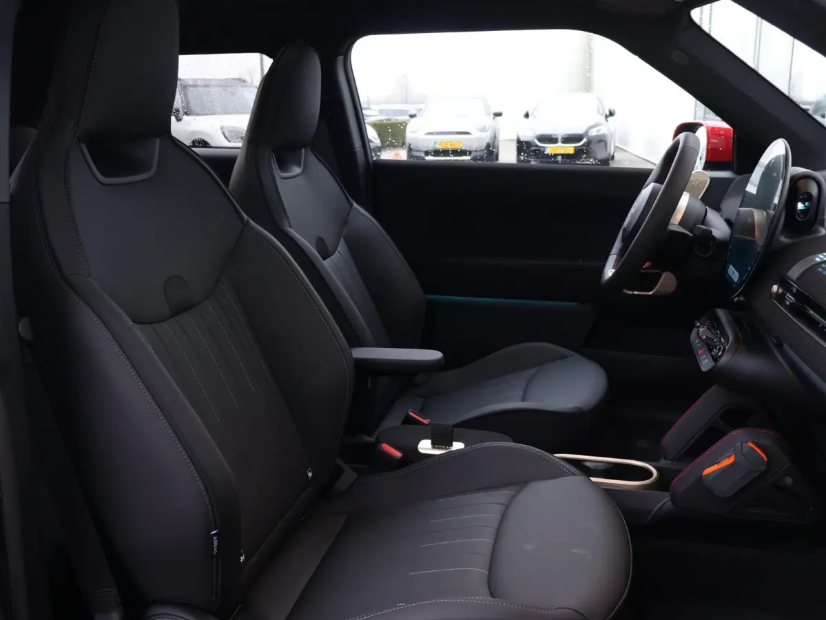 JCW John Cooper Works XL 54.2 kWh | Comforttoegang | Panoramadak | Elektr. Stoelen | Harman Kardon | Head-Up | Driving Assistant Plus | 18"LM |