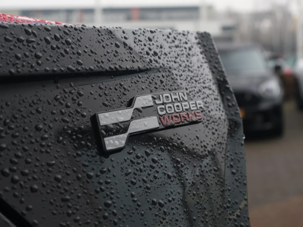JCW John Cooper Works XL 54.2 kWh | Comforttoegang | Panoramadak | Elektr. Stoelen | Harman Kardon | Head-Up | Driving Assistant Plus | 18"LM |