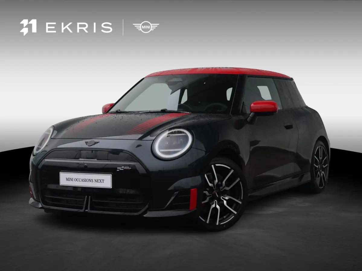 JCW John Cooper Works XL 54.2 kWh | Comforttoegang | Panoramadak | Elektr. Stoelen | Harman Kardon | Head-Up | Driving Assistant Plus | 18"LM |