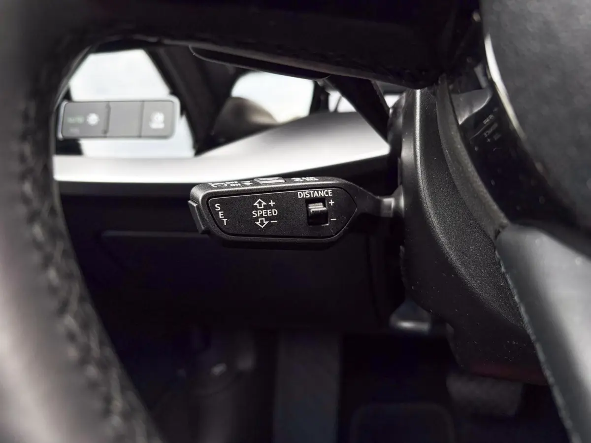 30 TFSI 110pk S-tronic Pro Line | Smartphone Interface | Adaptive Cruise | Climatronic