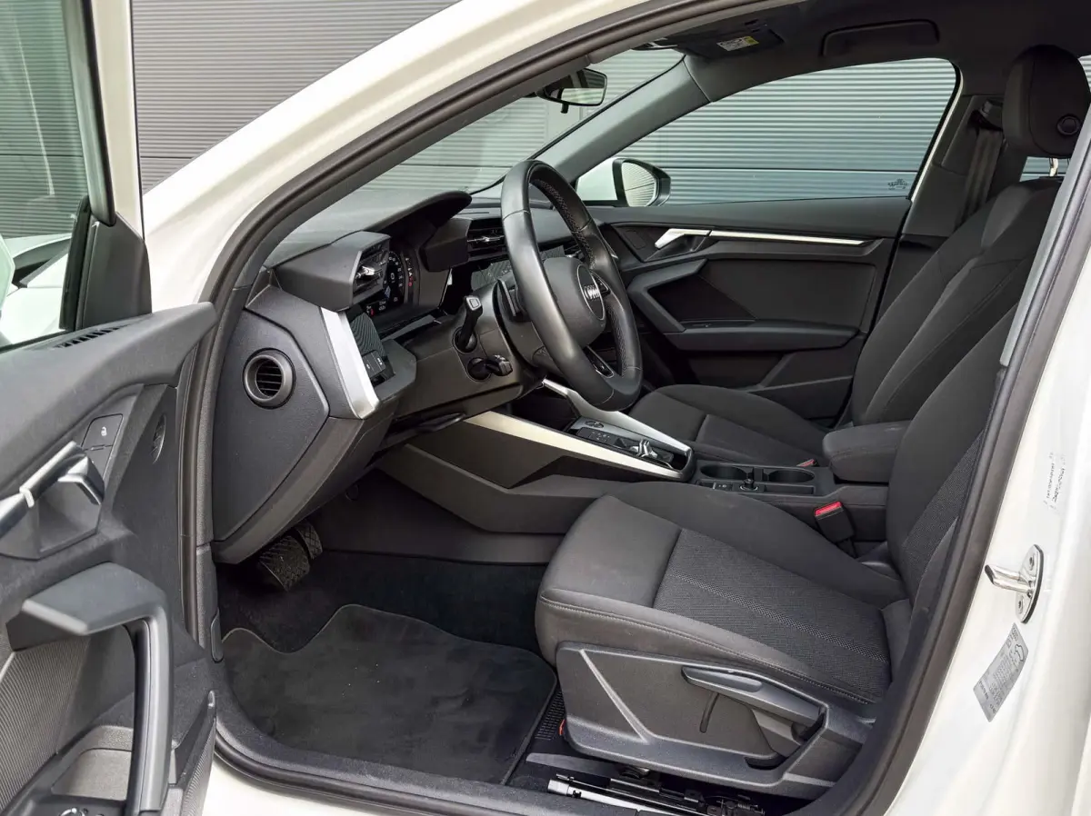 30 TFSI 110pk S-tronic Pro Line | Smartphone Interface | Adaptive Cruise | Climatronic