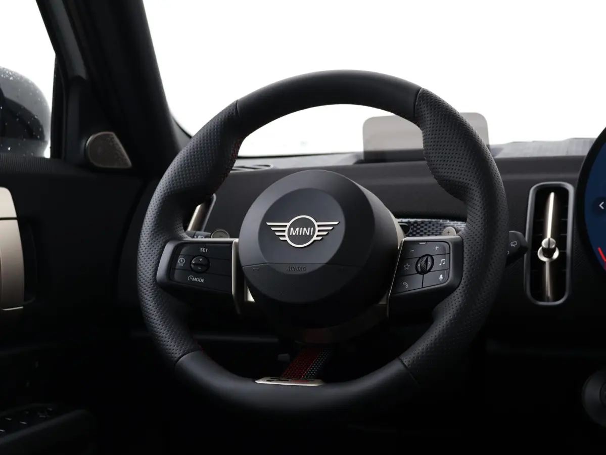 1.5 C John Cooper Works XL | Comforttoegang | Trekhaak | Panoramadak | Driving Assistant Professional | Harman Kardon | Head-Up | Elektr. Stoelen |
