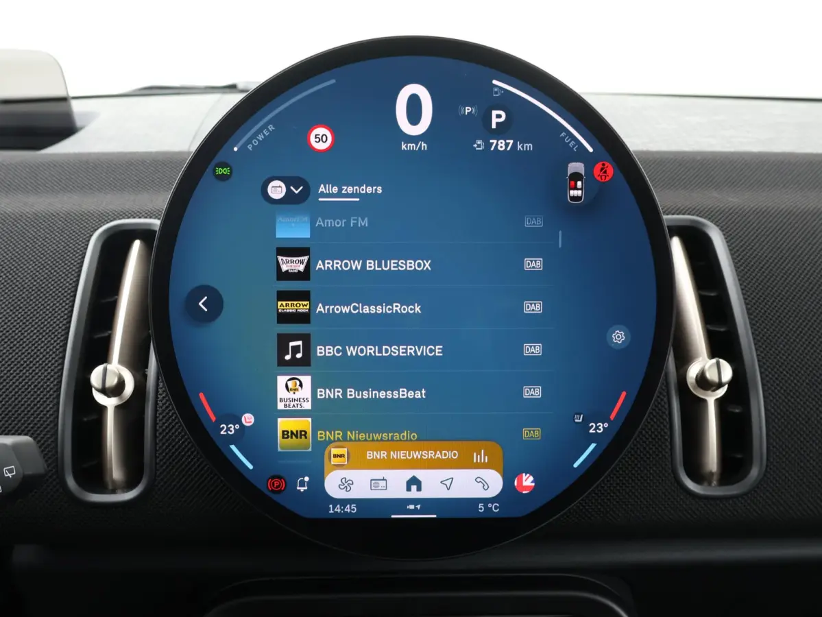 1.5 C John Cooper Works XL | Comforttoegang | Trekhaak | Panoramadak | Driving Assistant Professional | Harman Kardon | Head-Up | Elektr. Stoelen |