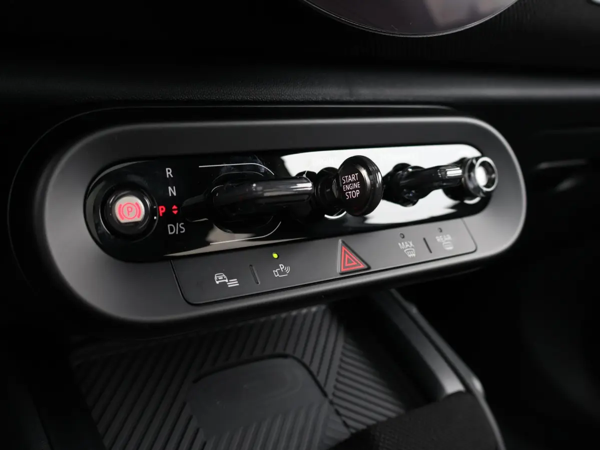 1.5 C John Cooper Works XL | Comforttoegang | Trekhaak | Panoramadak | Driving Assistant Professional | Harman Kardon | Head-Up | Elektr. Stoelen |