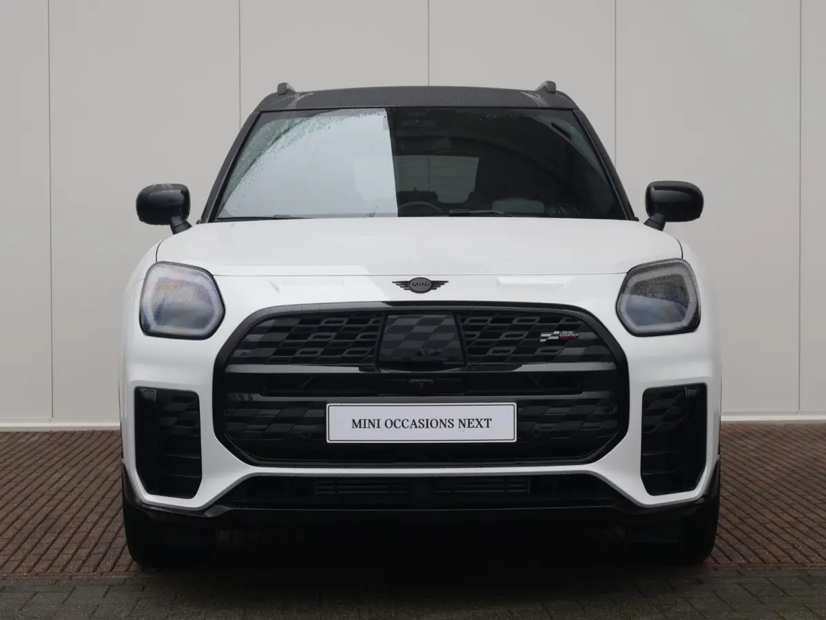 1.5 C John Cooper Works XL | Comforttoegang | Trekhaak | Panoramadak | Driving Assistant Professional | Harman Kardon | Head-Up | Elektr. Stoelen |