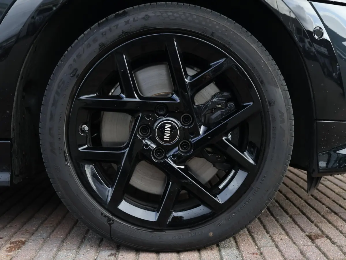 2.0 C John Cooper Works M | Verwarmd Stuurwiel | Comfort Access | Stoelverwarming | Harman Kardon | Head-Up |
