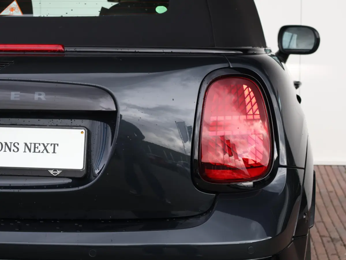2.0 C John Cooper Works M | Verwarmd Stuurwiel | Comfort Access | Stoelverwarming | Harman Kardon | Head-Up |