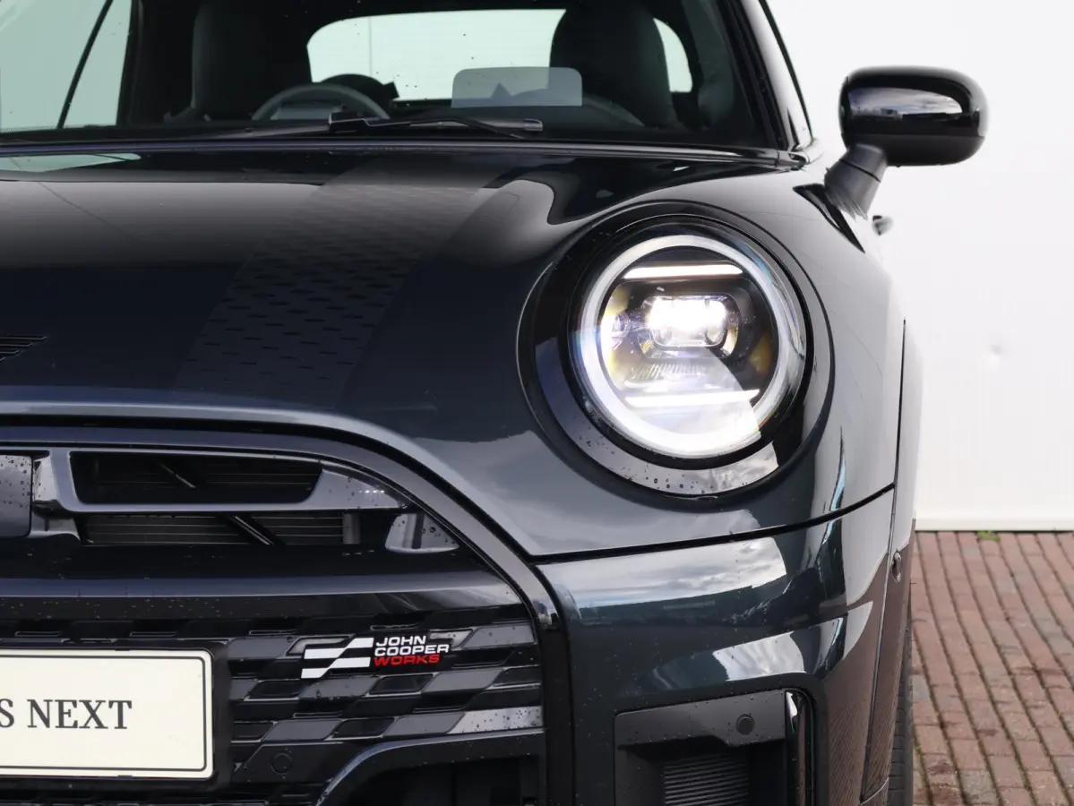 2.0 C John Cooper Works M | Verwarmd Stuurwiel | Comfort Access | Stoelverwarming | Harman Kardon | Head-Up |