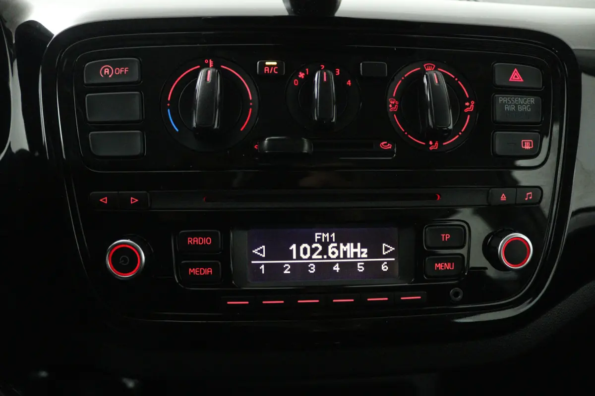 Up! 1.0 move up! BlueMotion (NAVIGATIE, AIRCO)
