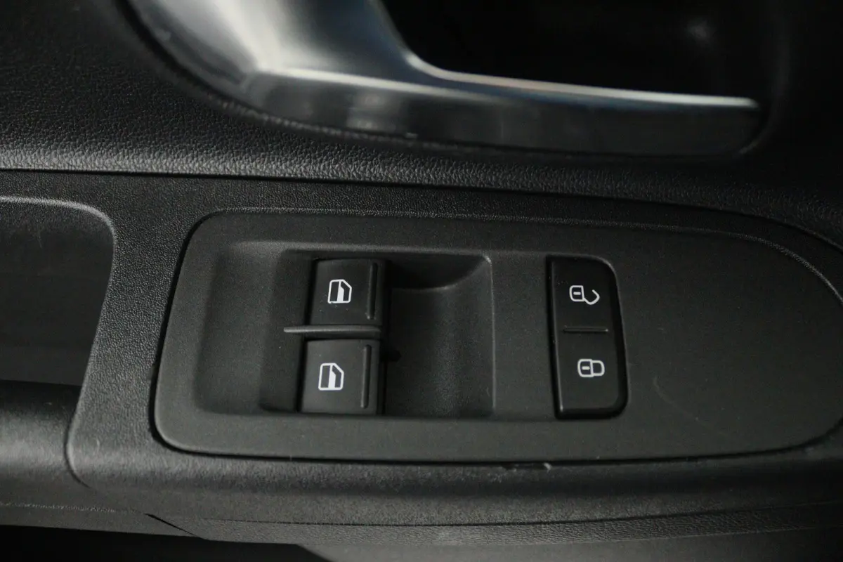 Up! 1.0 move up! BlueMotion (NAVIGATIE, AIRCO)