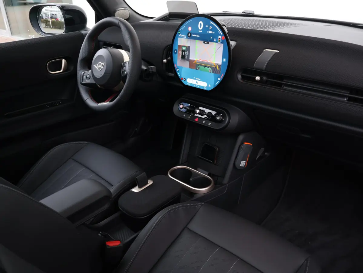 1.5 Cooper C John Cooper Works XL Comforttoegang | Panoramadak | Driving Assistant Professional | Harman Kardon | Head-Up | Elektr. Stoelen |
