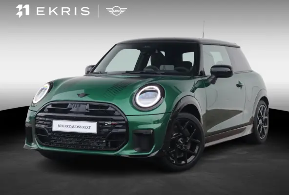 1.5 Cooper C John Cooper Works XL Comforttoegang | Panoramadak | Driving Assistant Professional | Harman Kardon | Head-Up | Elektr. Stoelen |