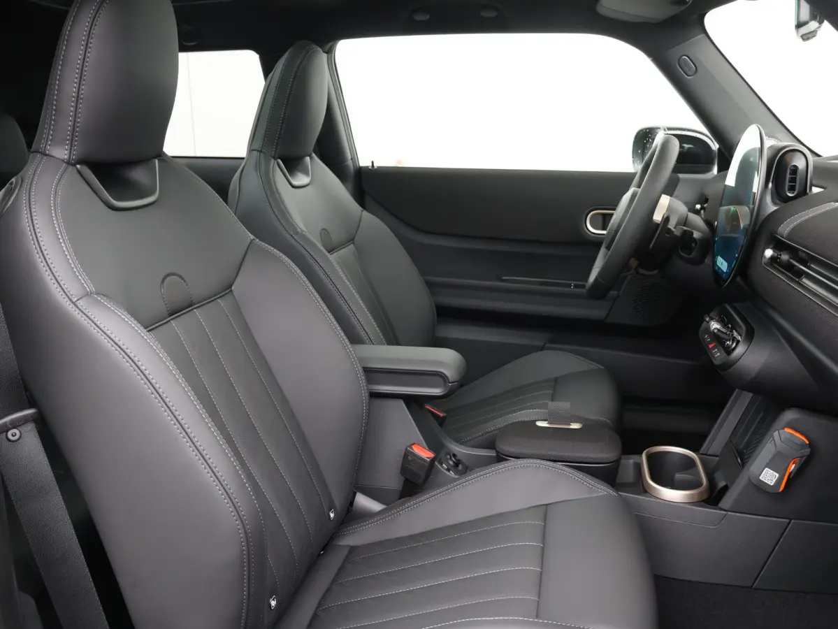 1.5 Cooper C John Cooper Works XL Comforttoegang | Panoramadak | Driving Assistant Professional | Harman Kardon | Head-Up | Elektr. Stoelen |