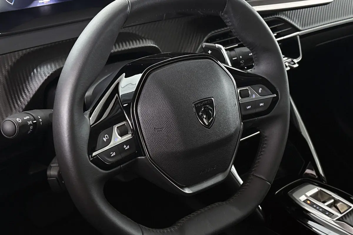 1.2 Hybrid 110 e-DCS6 Allure 360-Camera Dodehoek Navi Apple CarPlay