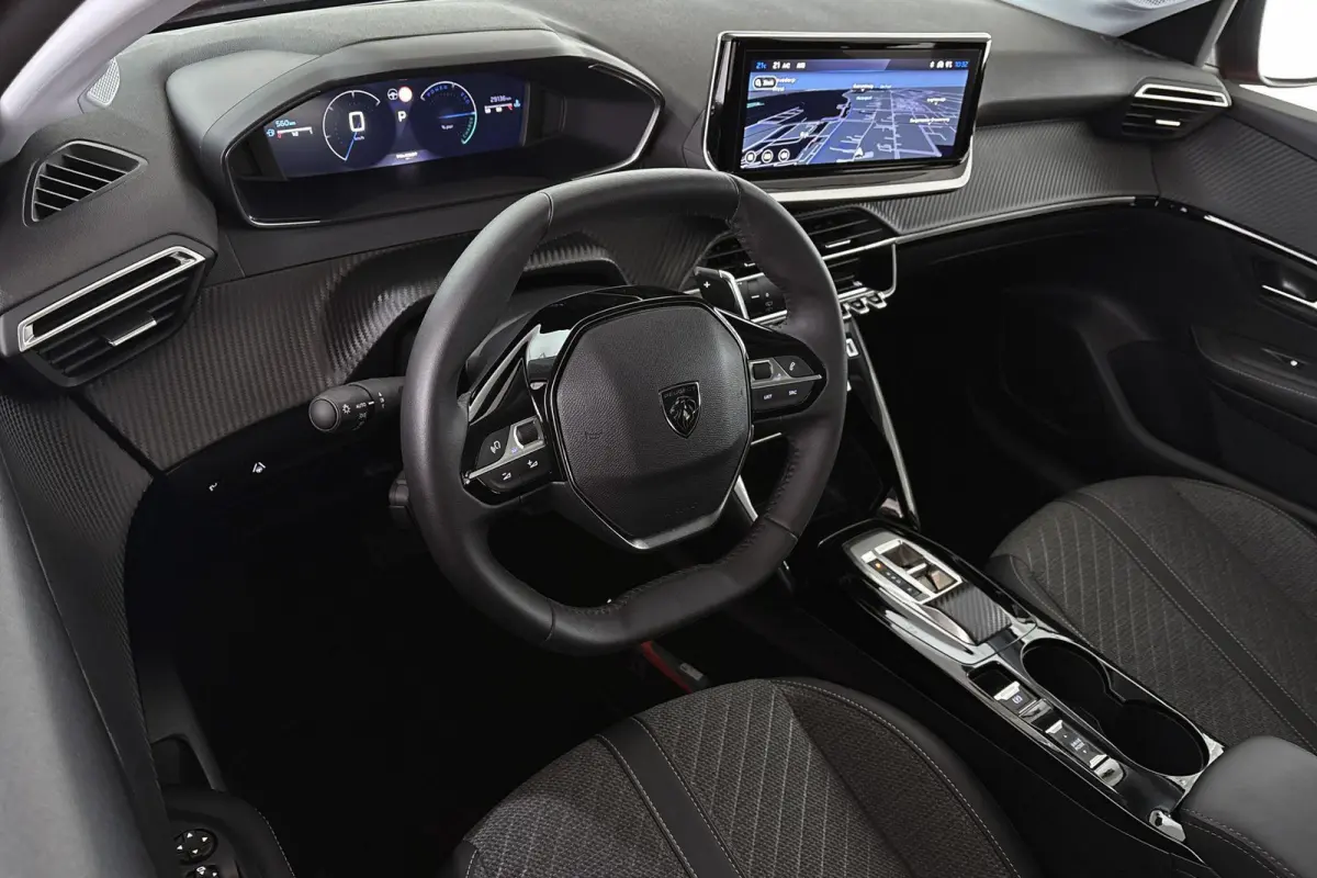 1.2 Hybrid 110 e-DCS6 Allure 360-Camera Dodehoek Navi Apple CarPlay