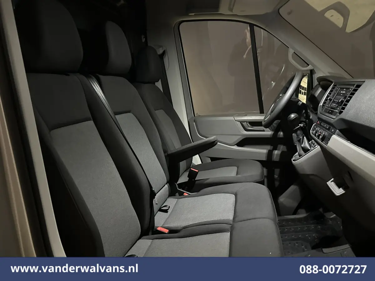 2.0 TDI 177pk L3H3 L2H2 Euro6 Airco | Camera | Apple Carplay | Stoelverwarming Android Auto, Bijrijdersbank